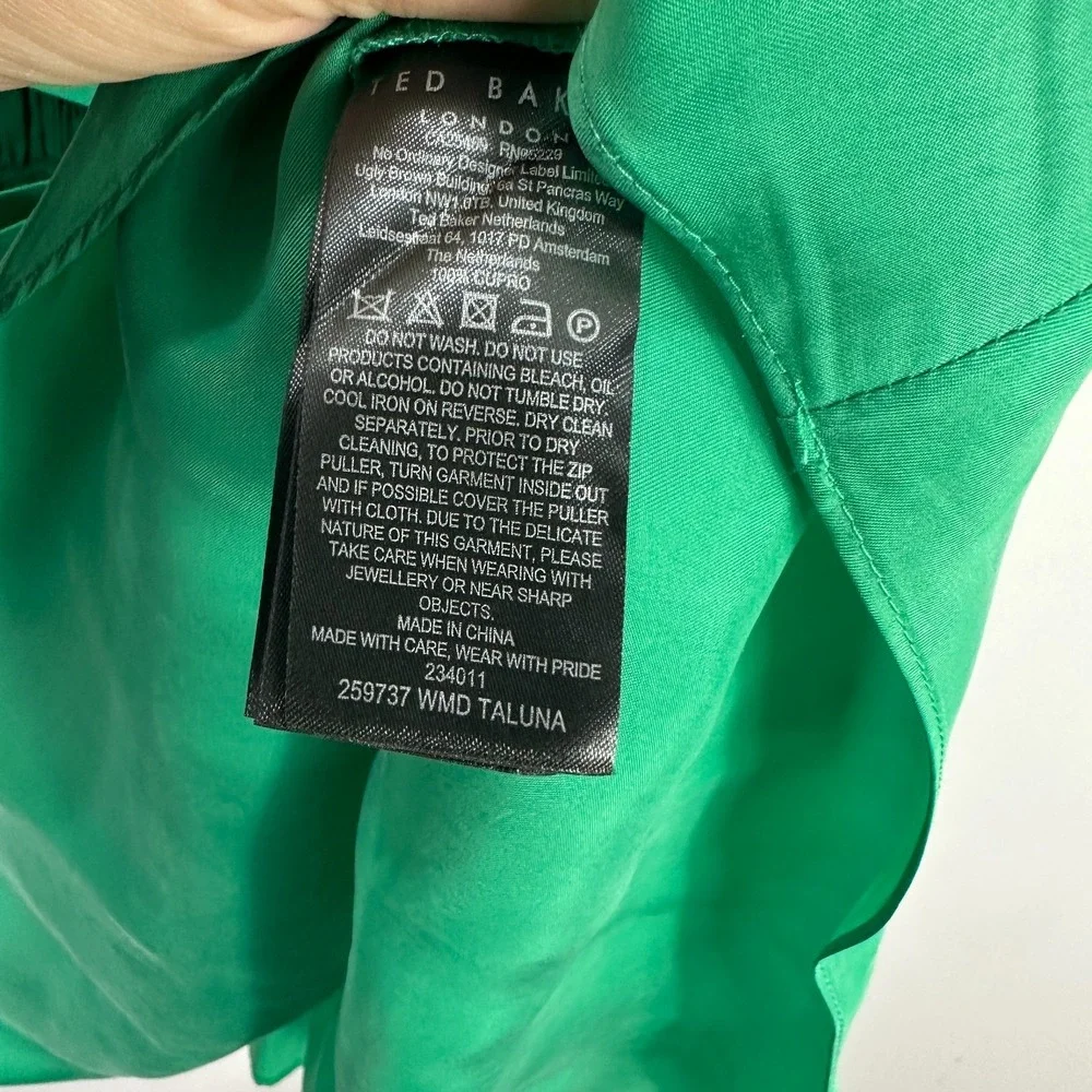 Ted Baker Green Babydoll Mini‎ Dress Womens 1 Small Vegan Silk Smocked Feminine